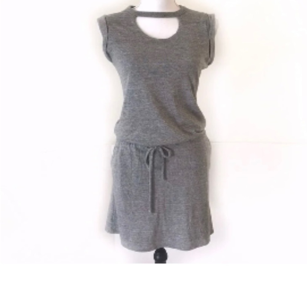 New Chaser short sleeve T-shirt dress drawstring keyhole  casual woman’s small